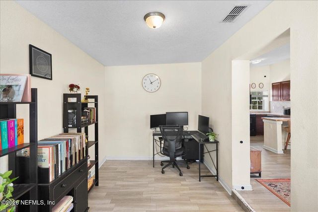 9823 EVE Drive N, Jacksonville, FL 32246