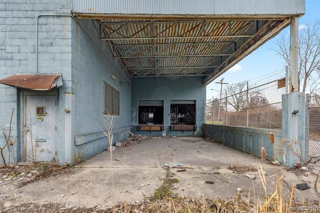 15306 Rosa Parks Boulevard, Detroit, MI 48238