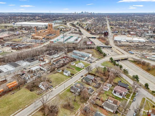 15306 Rosa Parks Boulevard, Detroit, MI 48238