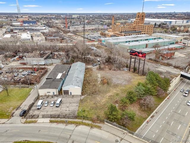 15306 Rosa Parks Boulevard, Detroit, MI 48238
