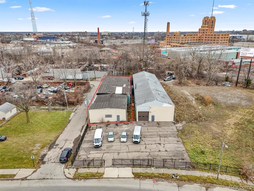 15306 Rosa Parks Boulevard, Detroit, MI 48238