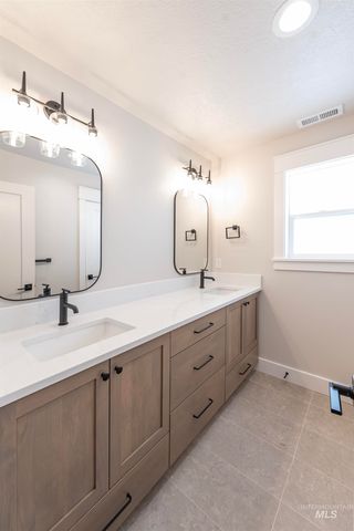 9454 S Egg Harbor, Kuna, ID 83634
