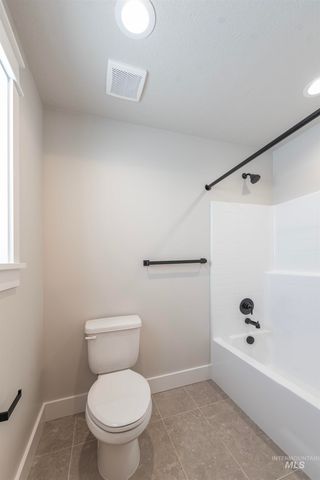 9454 S Egg Harbor, Kuna, ID 83634