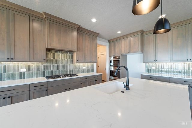 9454 S Egg Harbor, Kuna, ID 83634