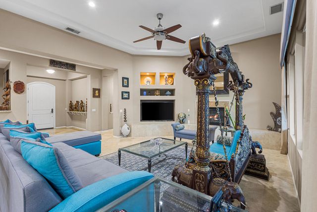 123 Brenna Lane, Palm Desert, CA 92211