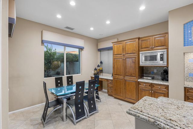 123 Brenna Lane, Palm Desert, CA 92211