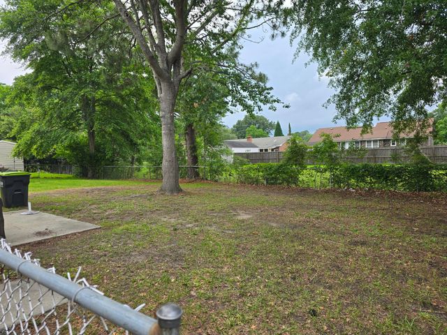 112 Totem Court, Summerville, SC 29486