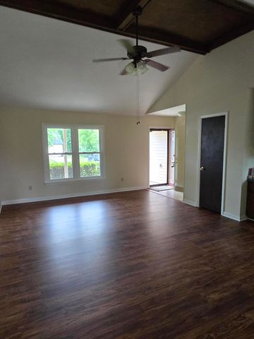 112 Totem Court, Summerville, SC 29486