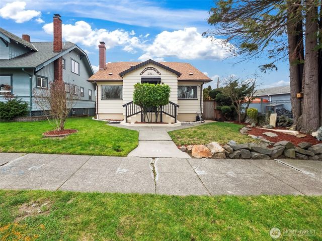211 S 46th Street, Tacoma, WA 98418