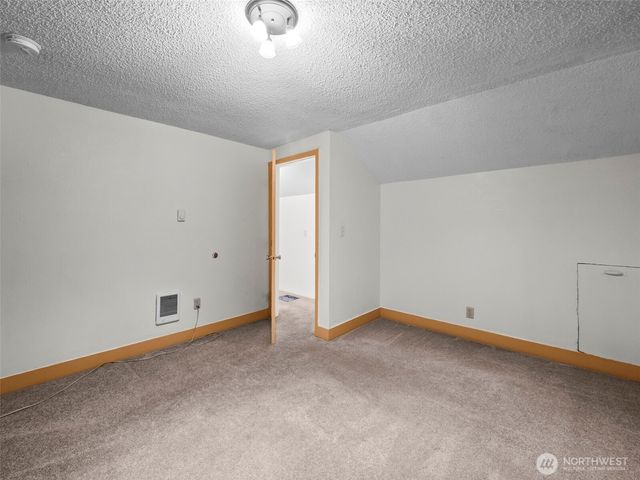 211 S 46th Street, Tacoma, WA 98418