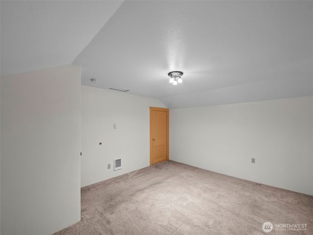 211 S 46th Street, Tacoma, WA 98418