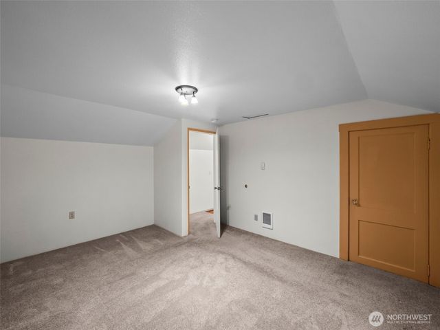 211 S 46th Street, Tacoma, WA 98418