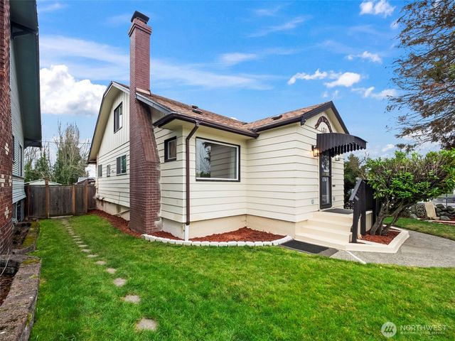 211 S 46th Street, Tacoma, WA 98418