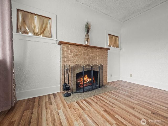 211 S 46th Street, Tacoma, WA 98418