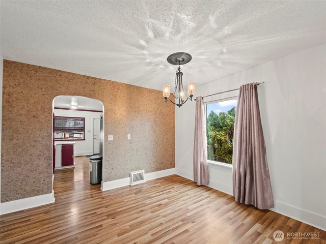 211 S 46th Street, Tacoma, WA 98418