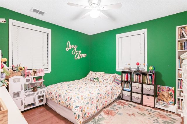 8 Hillyer Drive, Savannah, GA 31406