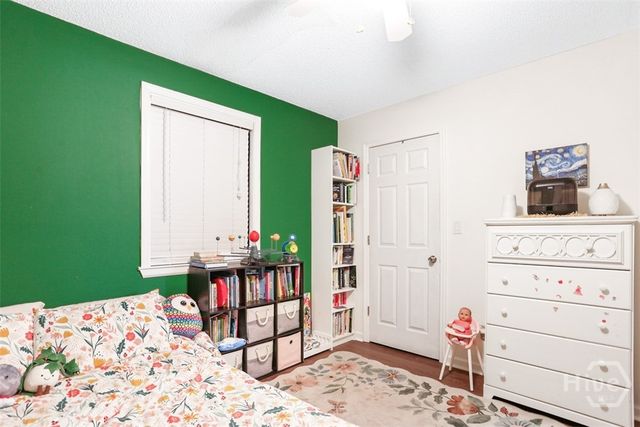 8 Hillyer Drive, Savannah, GA 31406
