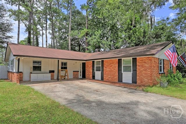 8 Hillyer Drive, Savannah, GA 31406