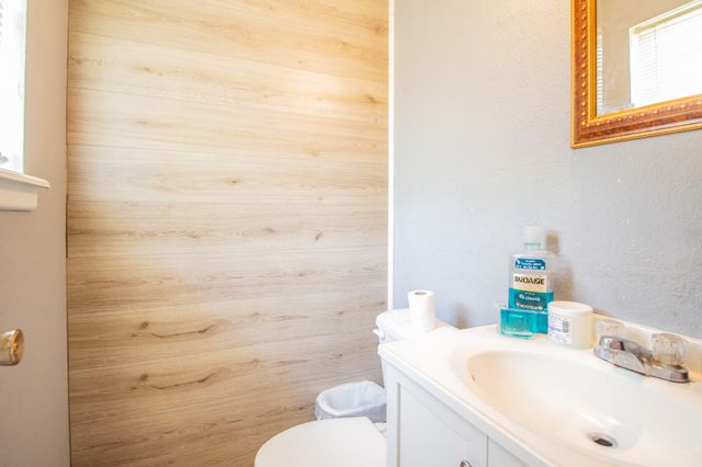 110 Ave T, Levelland, TX 79336