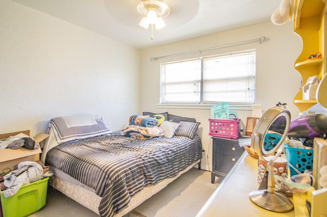 110 Ave T, Levelland, TX 79336