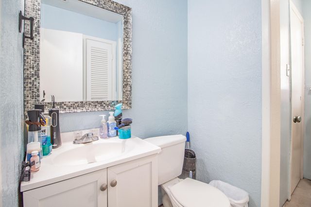 110 Ave T, Levelland, TX 79336