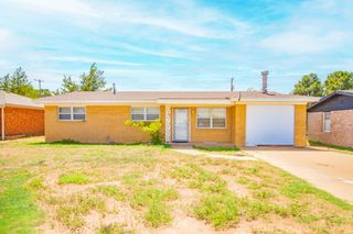 110 Ave T, Levelland, TX 79336
