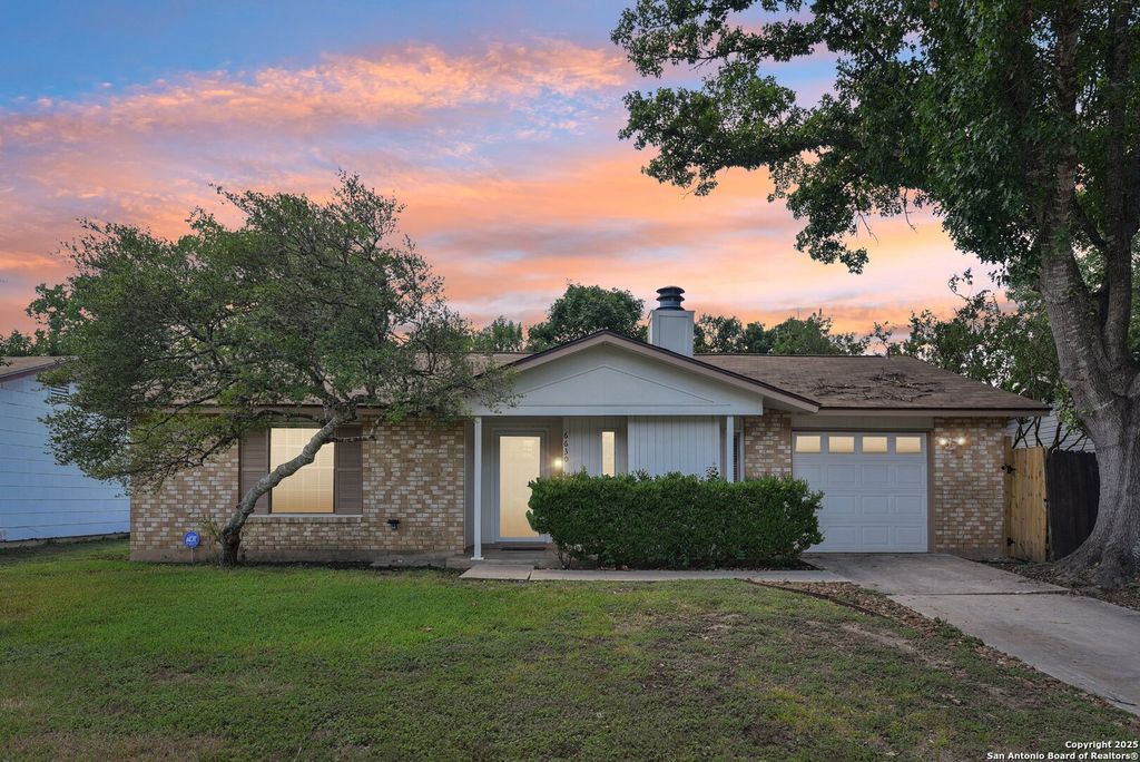 6630 Spring Hollow, San Antonio, TX 78249