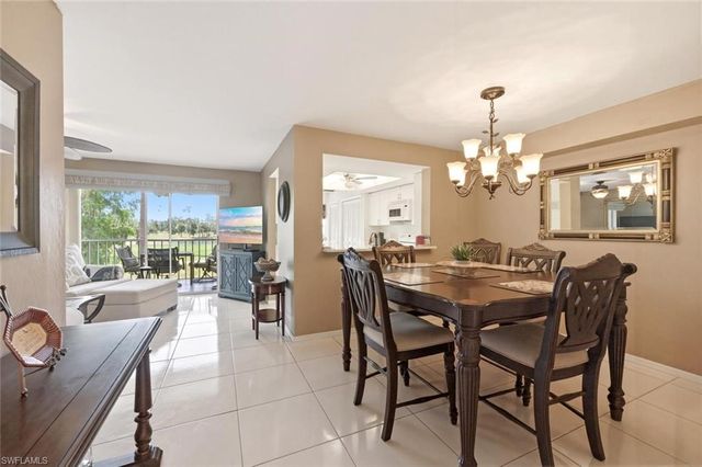 7340 Glenmoor LN 3207, Naples, FL 34104