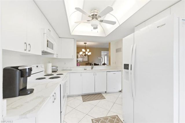 7340 Glenmoor LN 3207, Naples, FL 34104