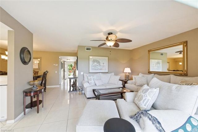 7340 Glenmoor LN 3207, Naples, FL 34104