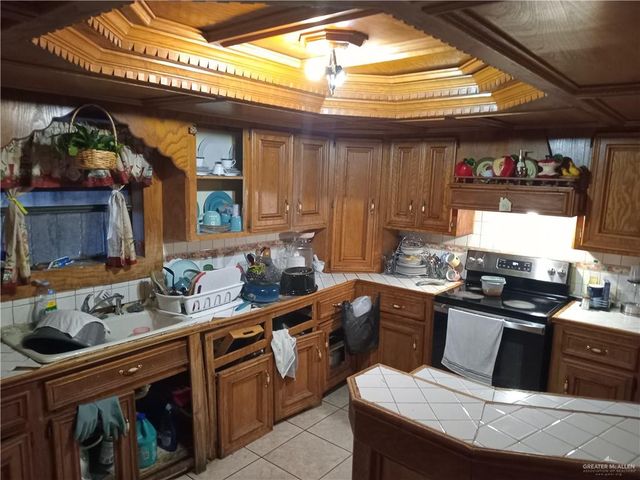 5614 Acapulco Street, Rio Grande City, TX 78582