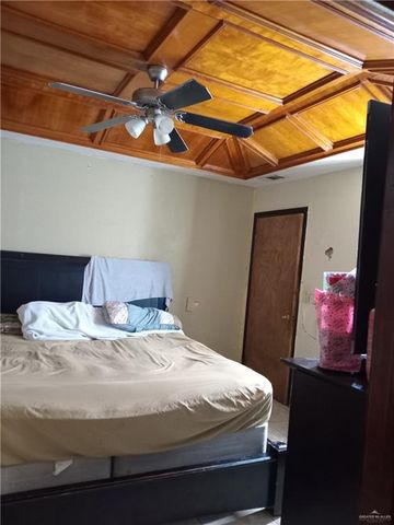 5614 Acapulco Street, Rio Grande City, TX 78582