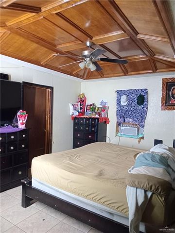 5614 Acapulco Street, Rio Grande City, TX 78582