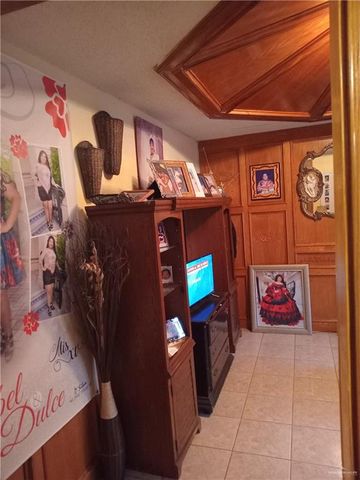 5614 Acapulco Street, Rio Grande City, TX 78582