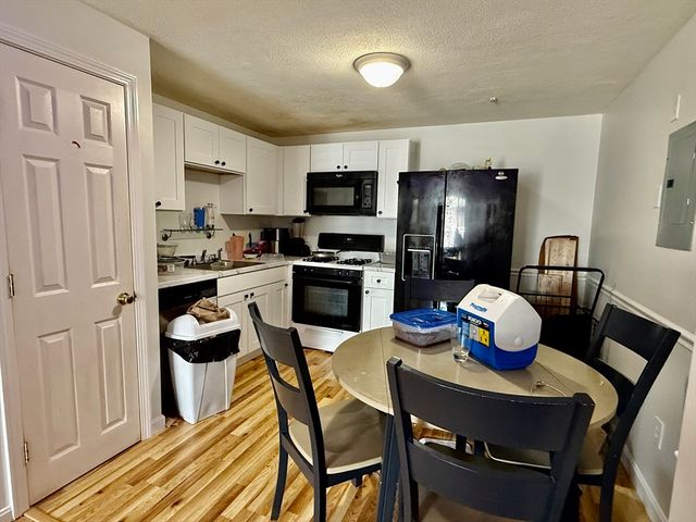 8 Kenmar Drive 72, Billerica, MA 01821