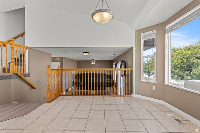4121 WESTLAKE DR, Roy, UT 84067