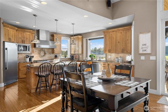 22816 36th Street E, Buckley, WA 98321