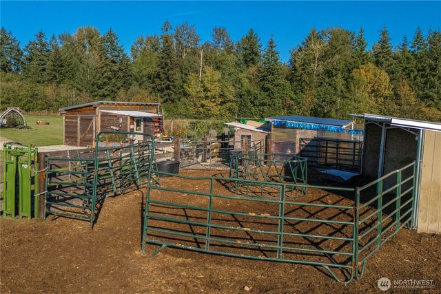 22816 36th Street E, Buckley, WA 98321