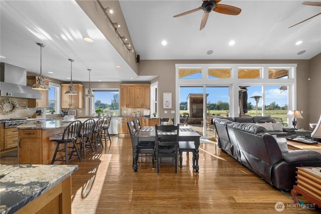 22816 36th Street E, Buckley, WA 98321