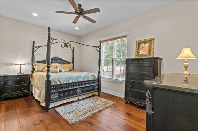 9155 Grizzly Drive, Kountze, TX 75979