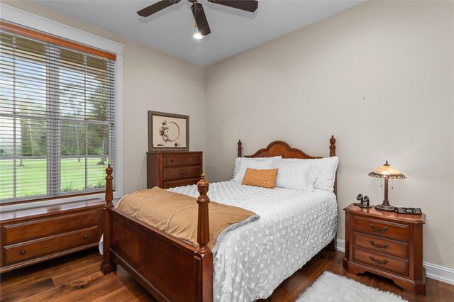 9155 Grizzly Drive, Kountze, TX 75979