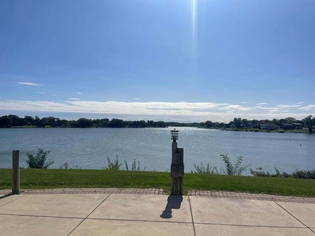 3794 Kingsway Drive, Crown Point, IN 46307