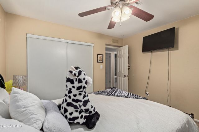 3411 W REDFIELD Road, Phoenix, AZ 85053