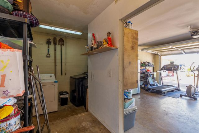 3411 W REDFIELD Road, Phoenix, AZ 85053