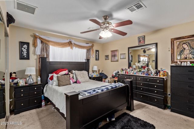 3411 W REDFIELD Road, Phoenix, AZ 85053