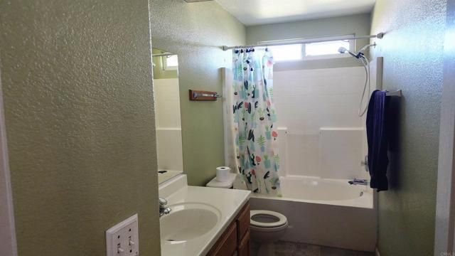 18062 Hackberry Street, Hesperia, CA 92345
