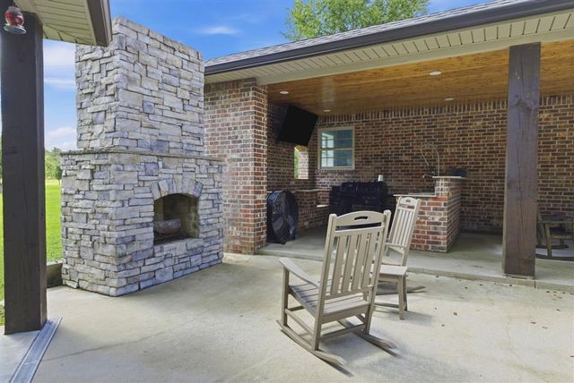 124 Wallace Ellender Road, Dequincy, LA 70633