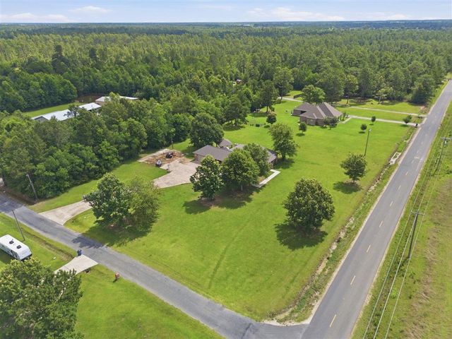 124 Wallace Ellender Road, Dequincy, LA 70633