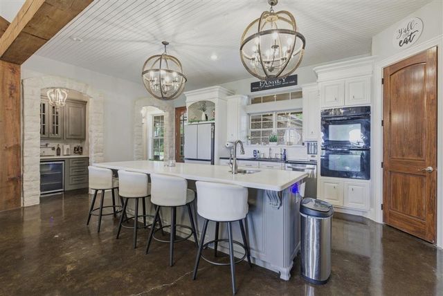 124 Wallace Ellender Road, Dequincy, LA 70633