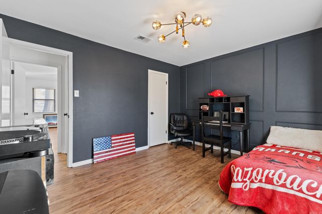 15 Covewood Drive, Conway, AR 72034